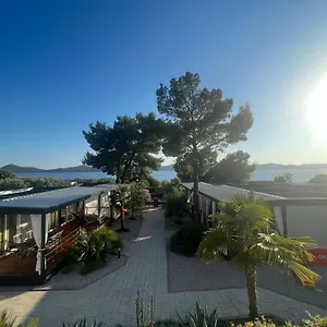 Dalmaris Camp - Prestige Mobile Homes Biograd Na Moru